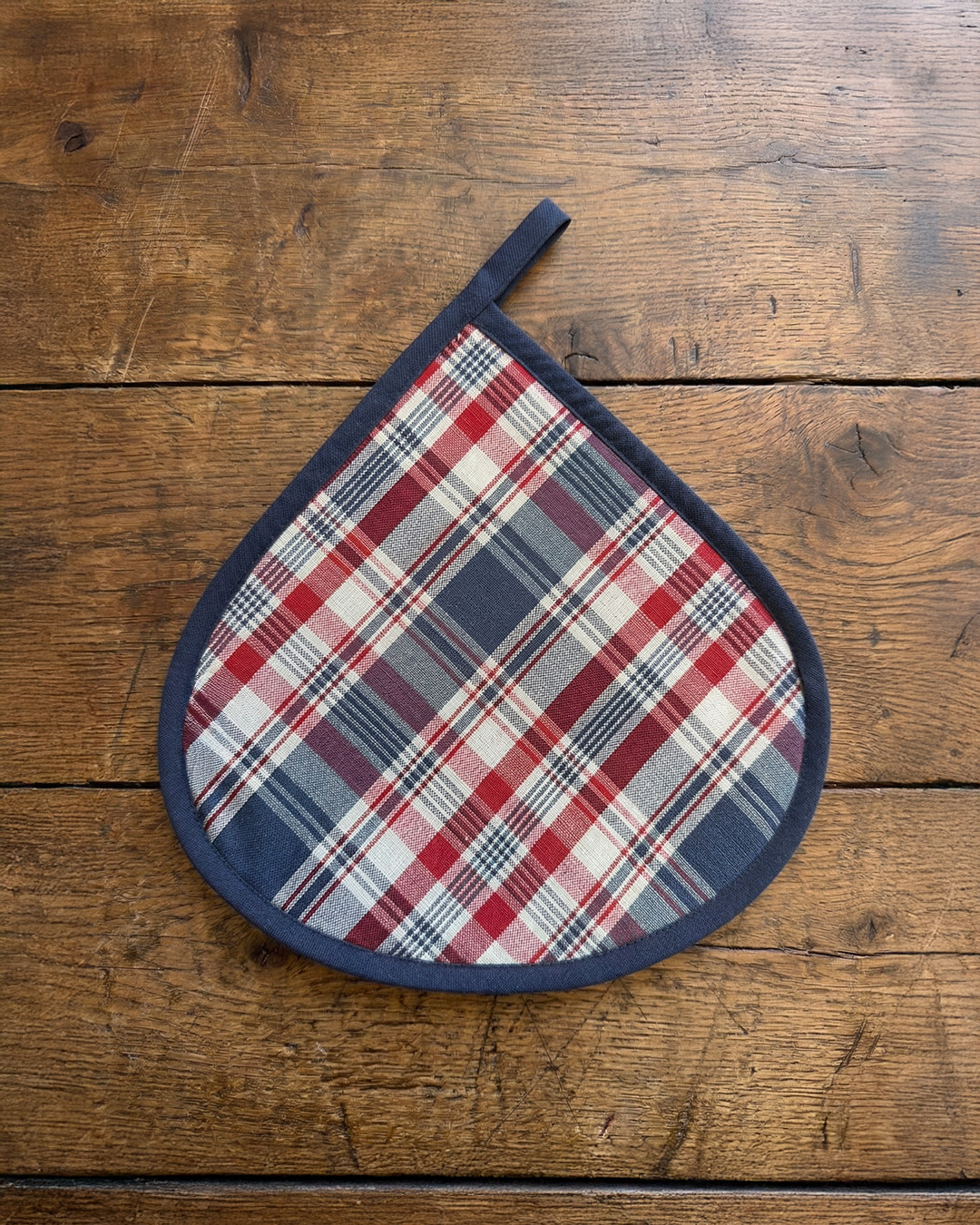 Manique de cuisine en kelsch alsacien à carreaux bleus – Kelsch d'Alsace In Seebach